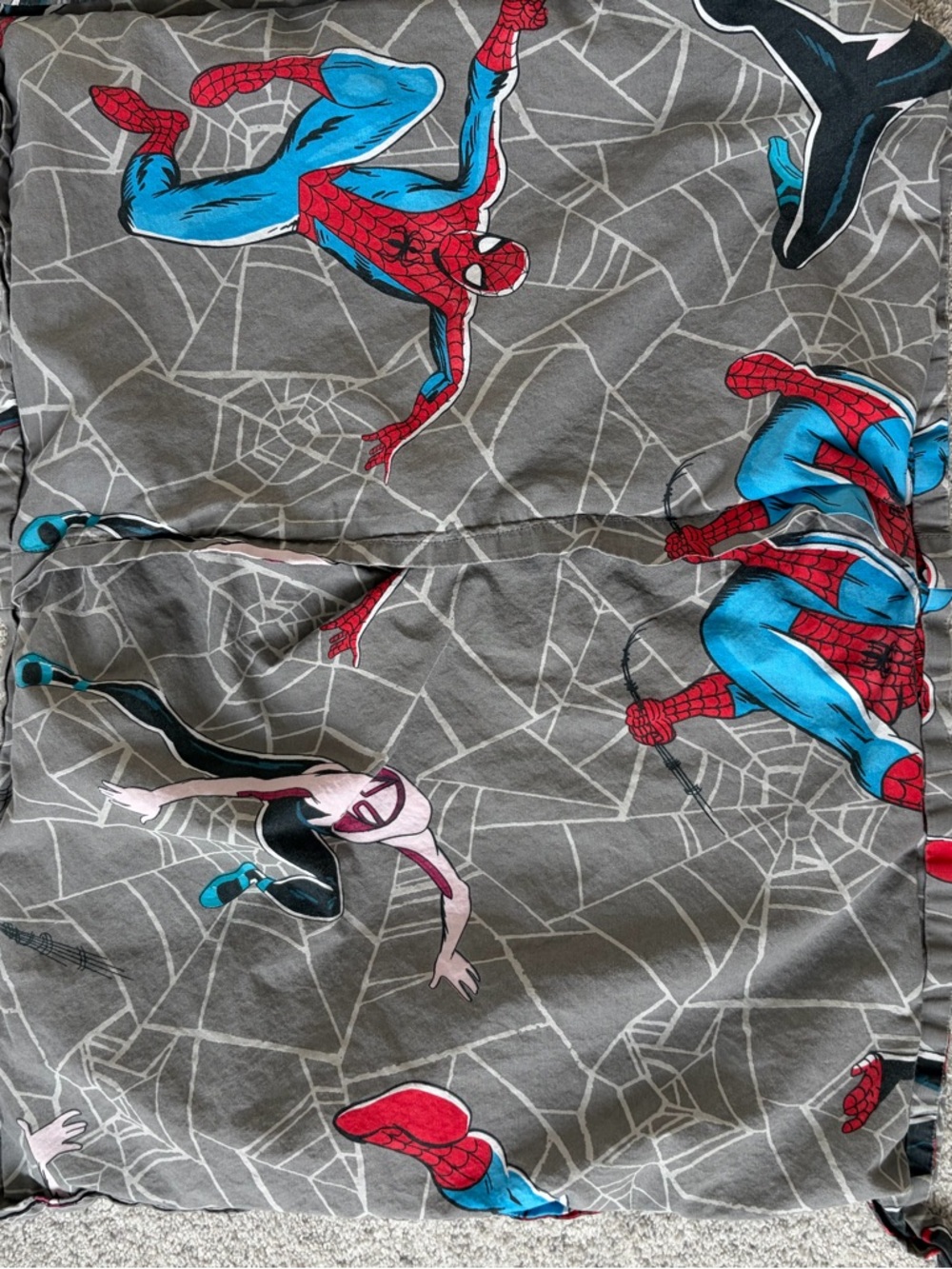 Pottery Barn Kids Marvel Spider-Man Gray Twin Duvet Cover and Pillow Sham - Picture 6 of 6